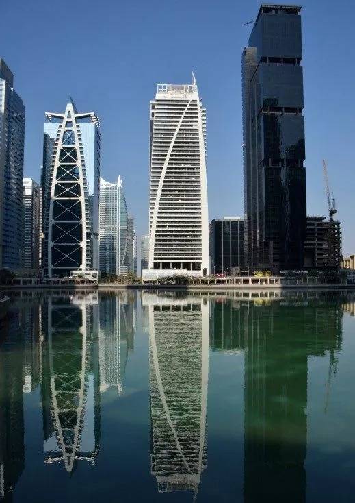 Gallery Dubai Arch Tower#4
