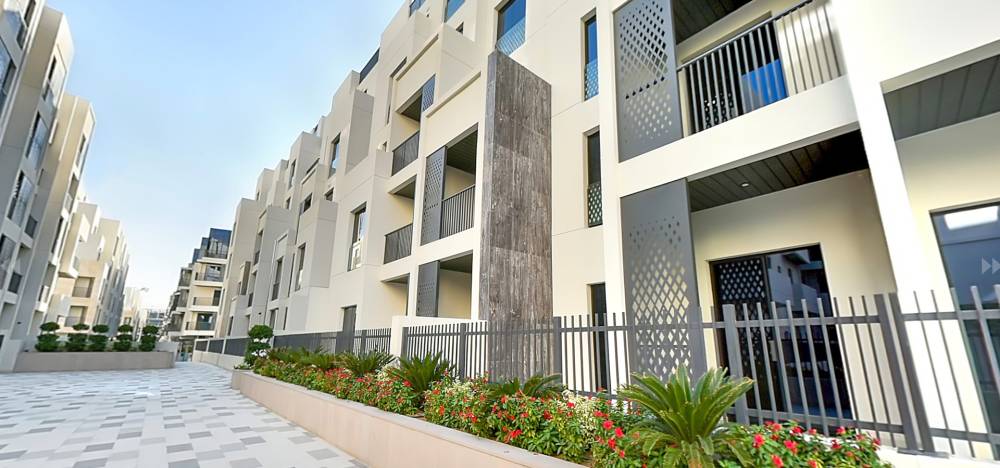 Gallery Janayen Avenue#3