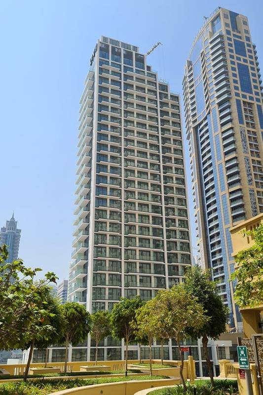 Gallery LIV Residence#1