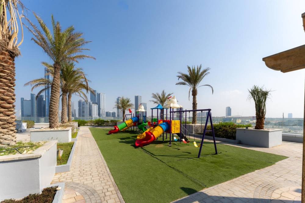 Gallery Leaf Tower#7