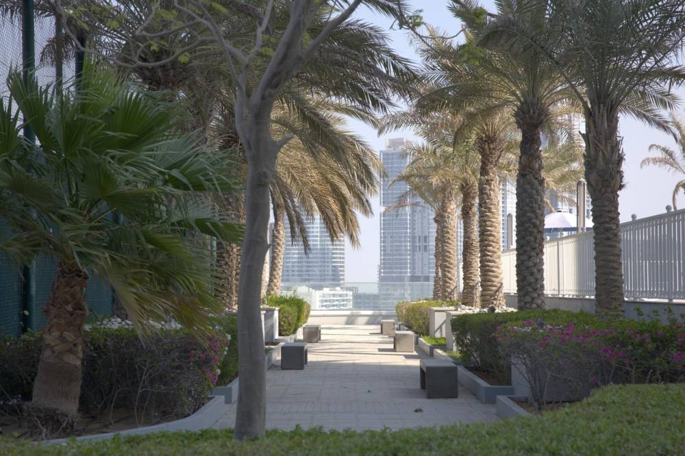 Gallery Leaf Tower#9