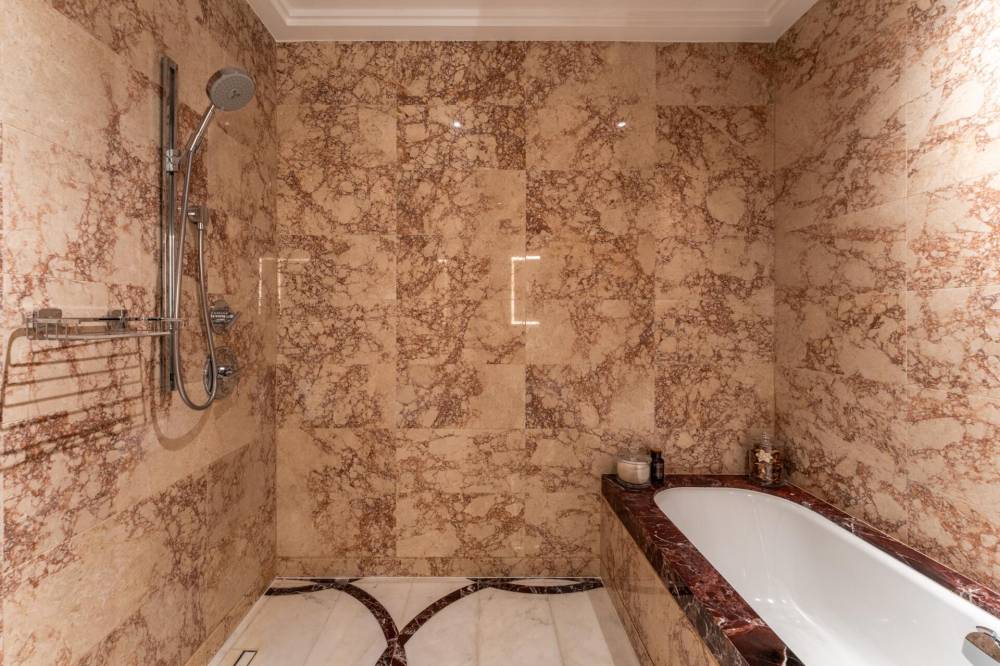 Interior design – Four Seasons Private Residences#18
