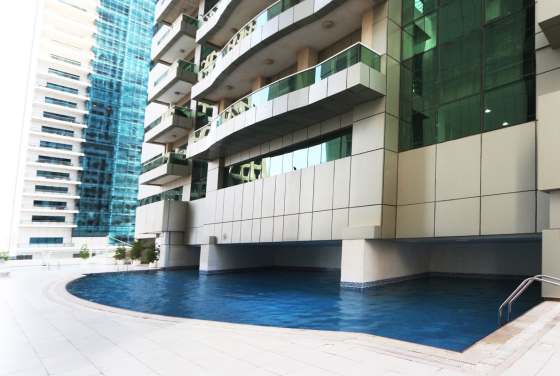 Marina Pinnacle Tower