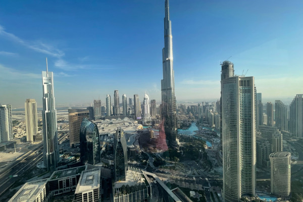 Dubai saw a 44% spike in prices for luxury properties in 2021
