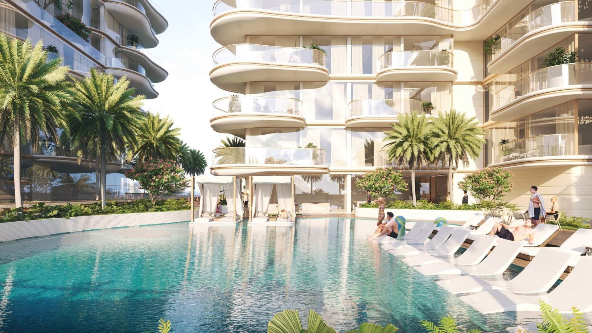 Gallery Beach Walk Grand 2