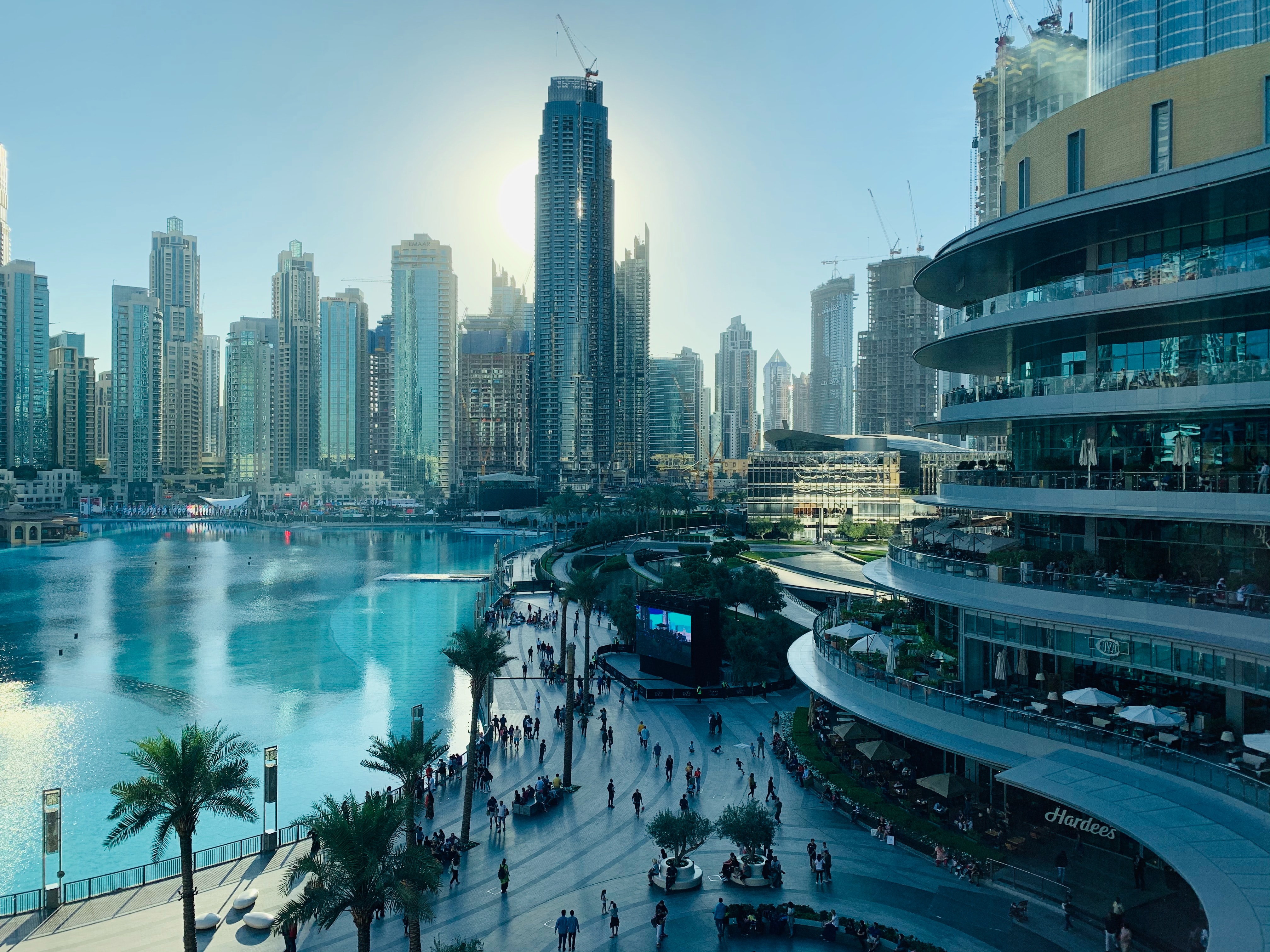 Дубай сейчас открыт. ОАЭ Дубай Молл. Cop28 Дубай. Венчурный рынок ОАЭ. Фото Дубай 2023.